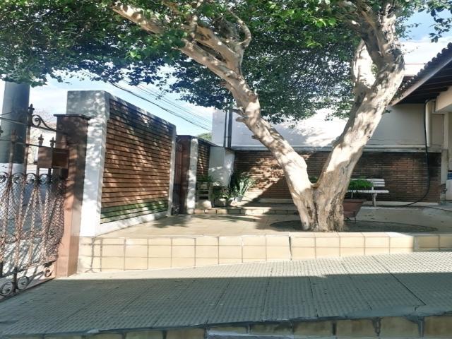 #CA5601 - Casa para Venda em Vinhedo - SP